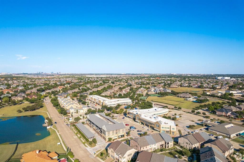 CASTLE HILLS - Commercial Sale