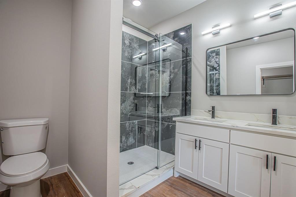 Runaway Bay Unit 5 - Residential