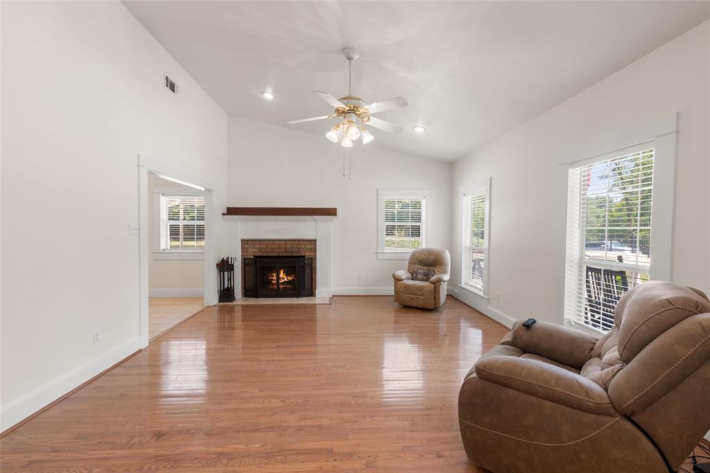 975 County Road 2954