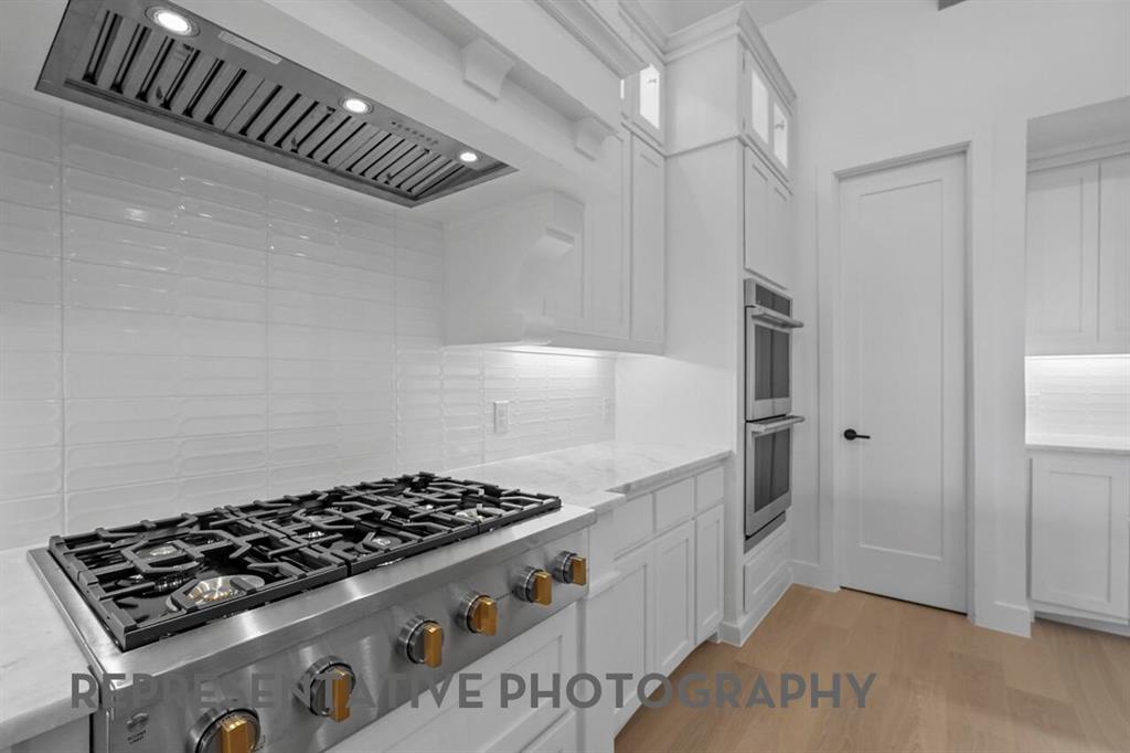 2670 Archgate Court