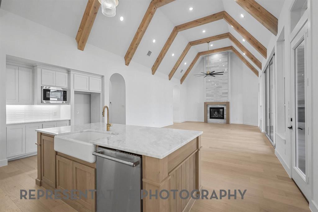 2670 Archgate Court