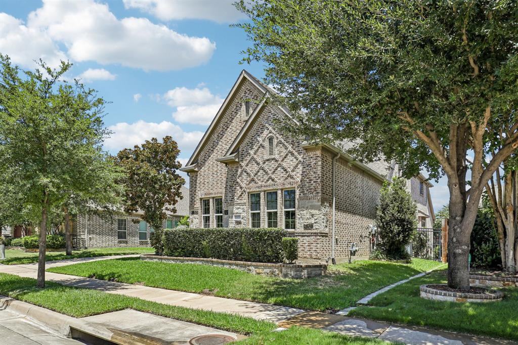 1123 Blue Lake Boulevard
