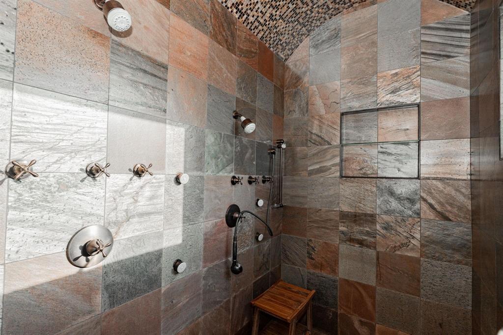 Royal Estates - Residential