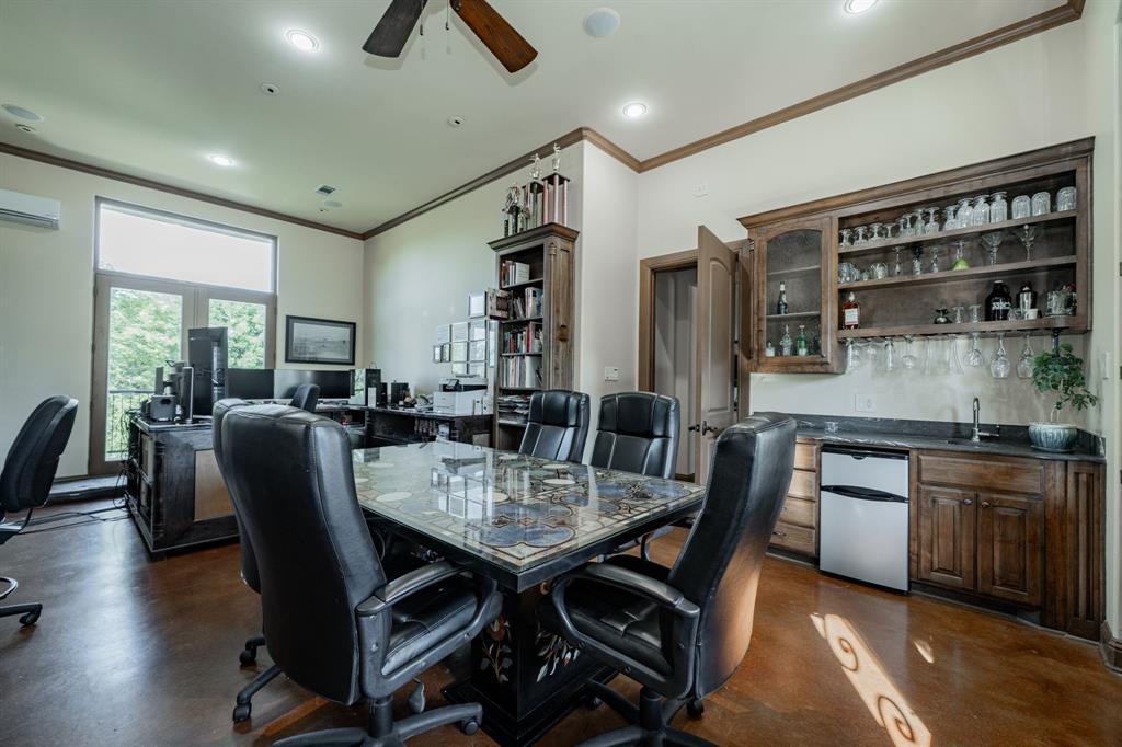 Royal Estates - Residential