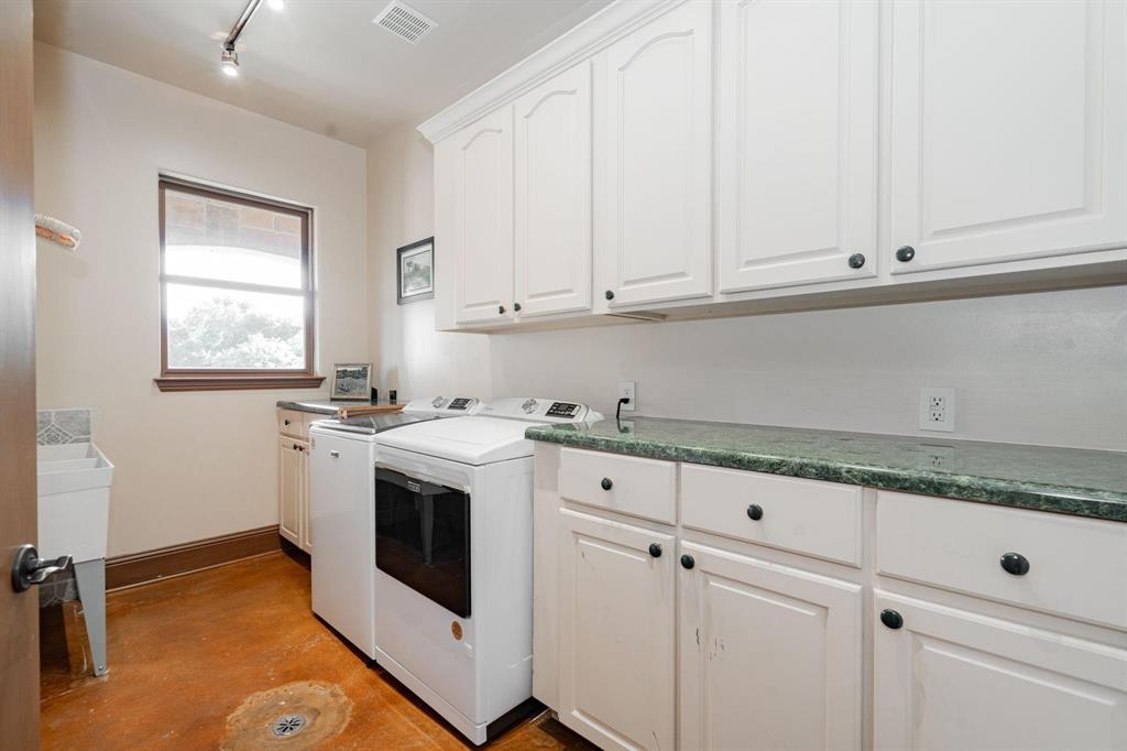 Royal Estates - Residential