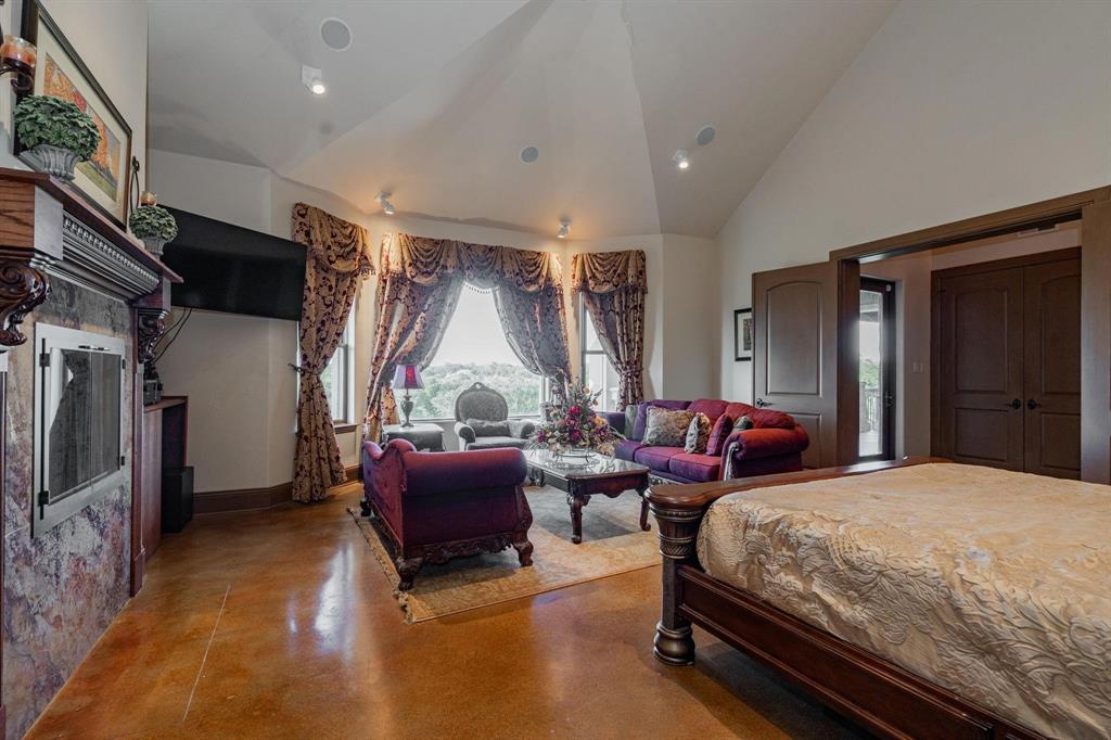 Royal Estates - Residential