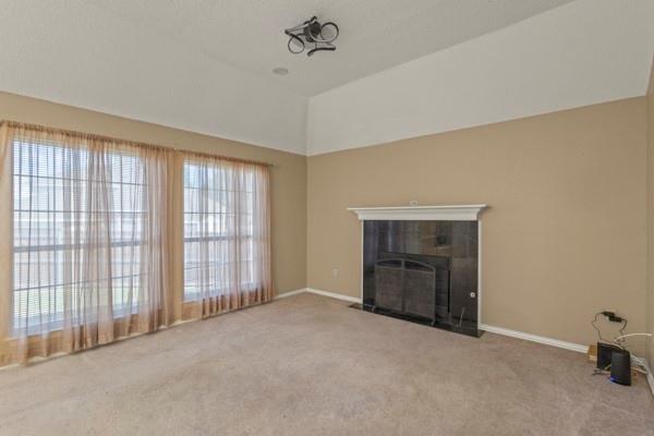 853 Woodridge Circle