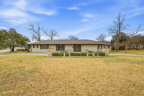 Tiny photo for 416 Brook Lane, McKinney, TX 75069 (MLS # 21201080)