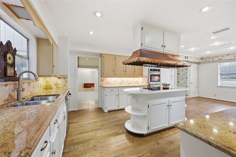 Tiny photo for 416 Brook Lane, McKinney, TX 75069 (MLS # 21201080)