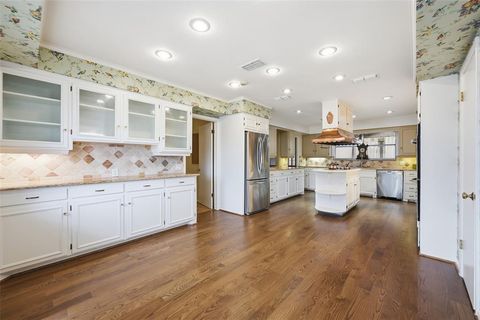 Tiny photo for 416 Brook Lane, McKinney, TX 75069 (MLS # 21201080)