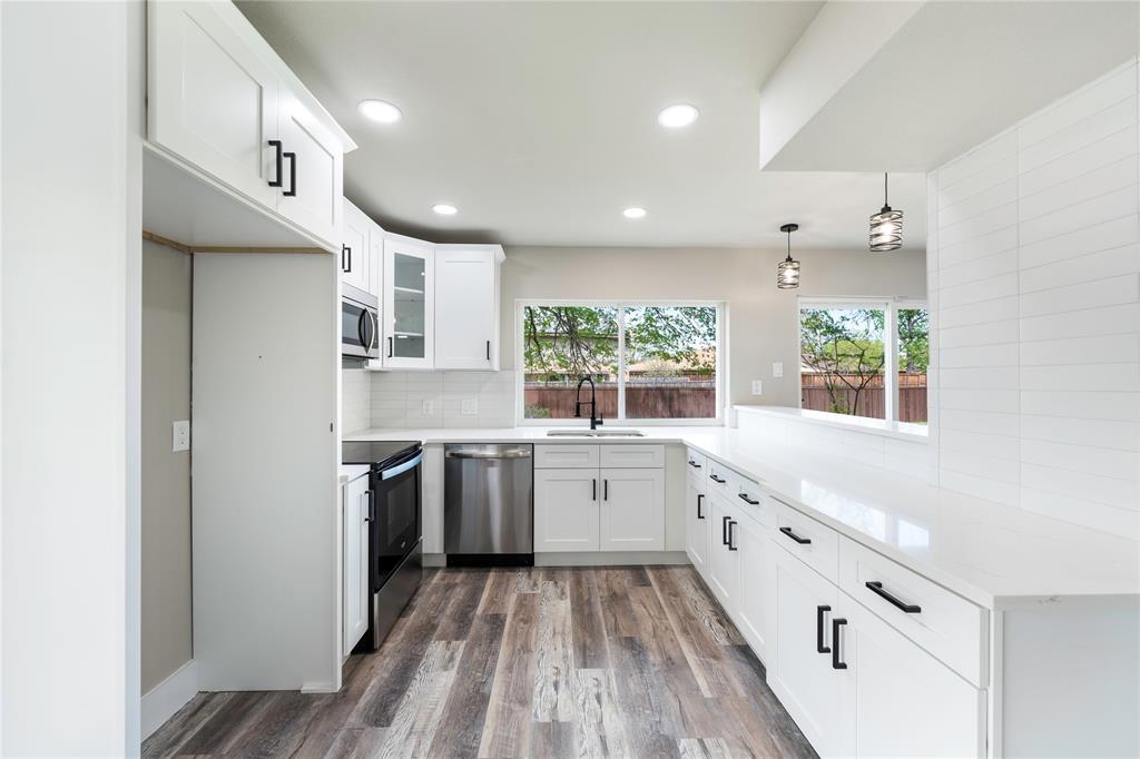 Keller Spgs Village 02 - Residential