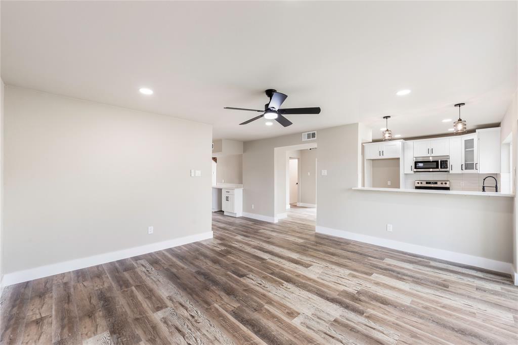 Keller Spgs Village 02 - Residential