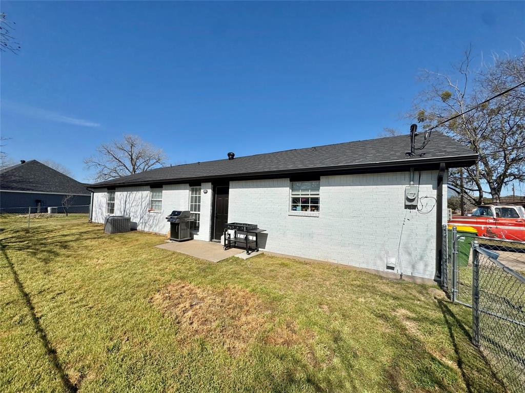 Shady Grove - Residential