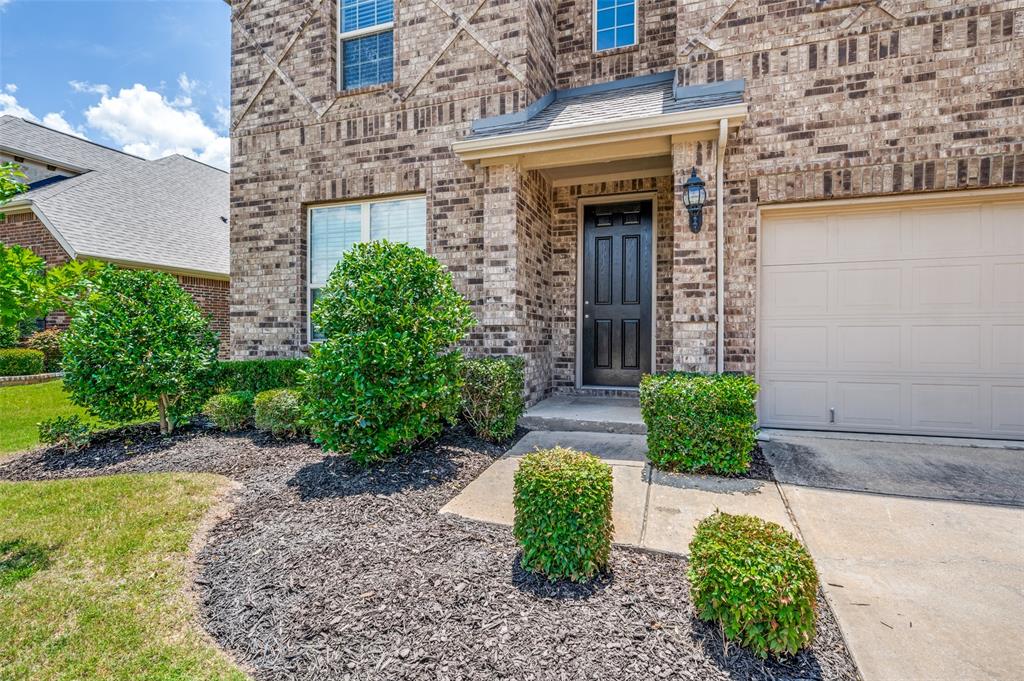 1008 Water Garden Circle