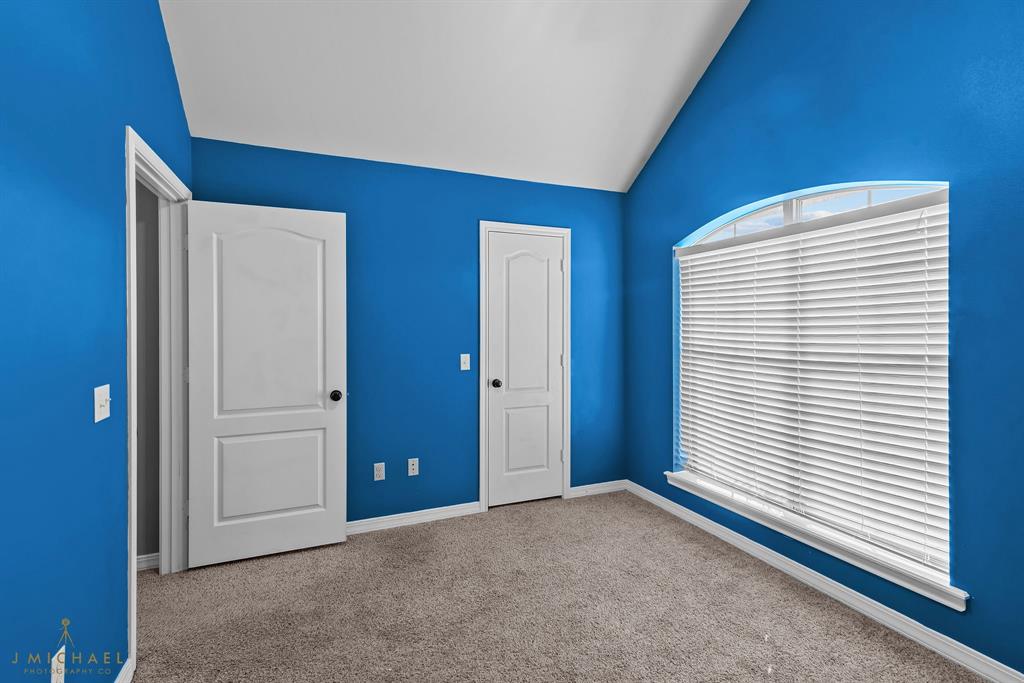 Mckenzie Place - Residential