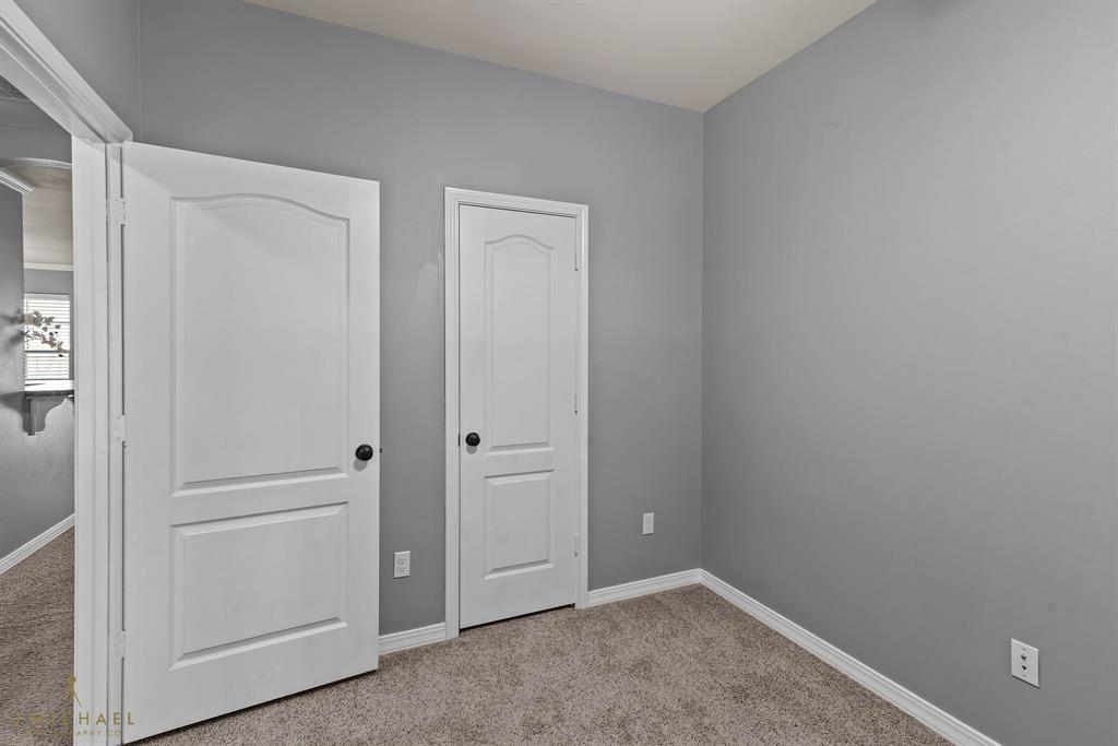 Mckenzie Place - Residential