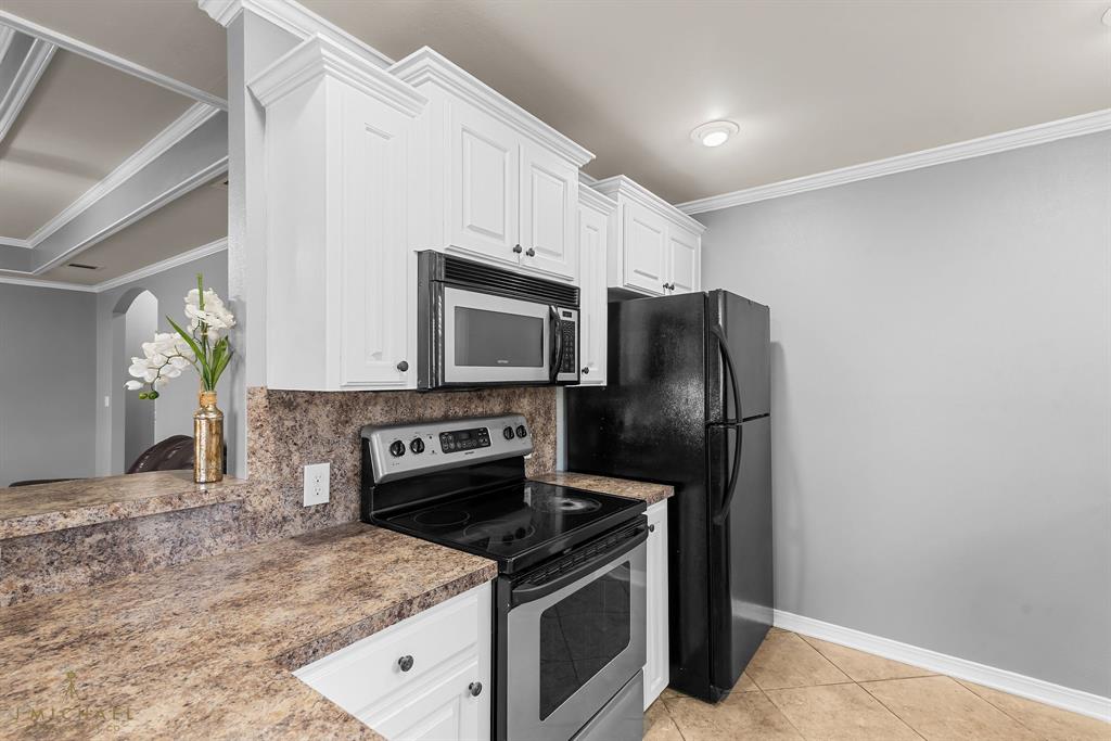 Mckenzie Place - Residential