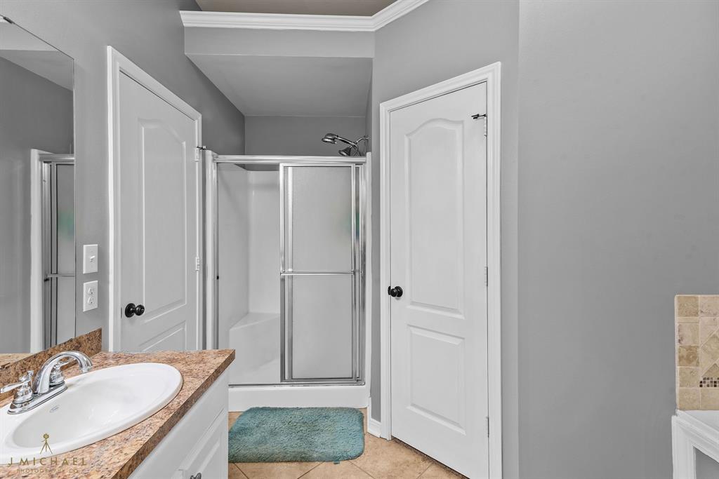 Mckenzie Place - Residential