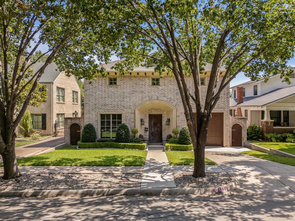 1213 Virginia Place