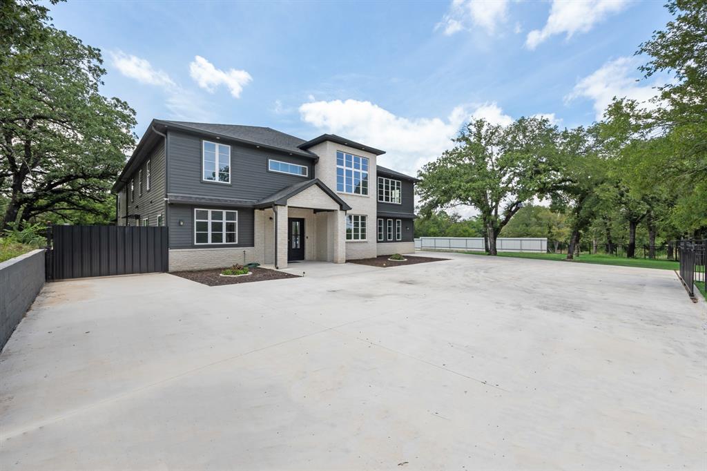 1016 Silver Creek Azle Road