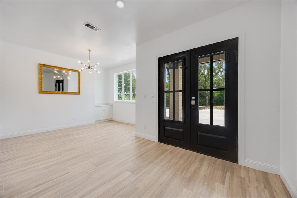 1016 Silver Creek Azle Road