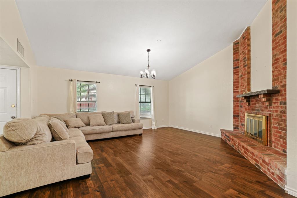 1037 Whitewater Trail