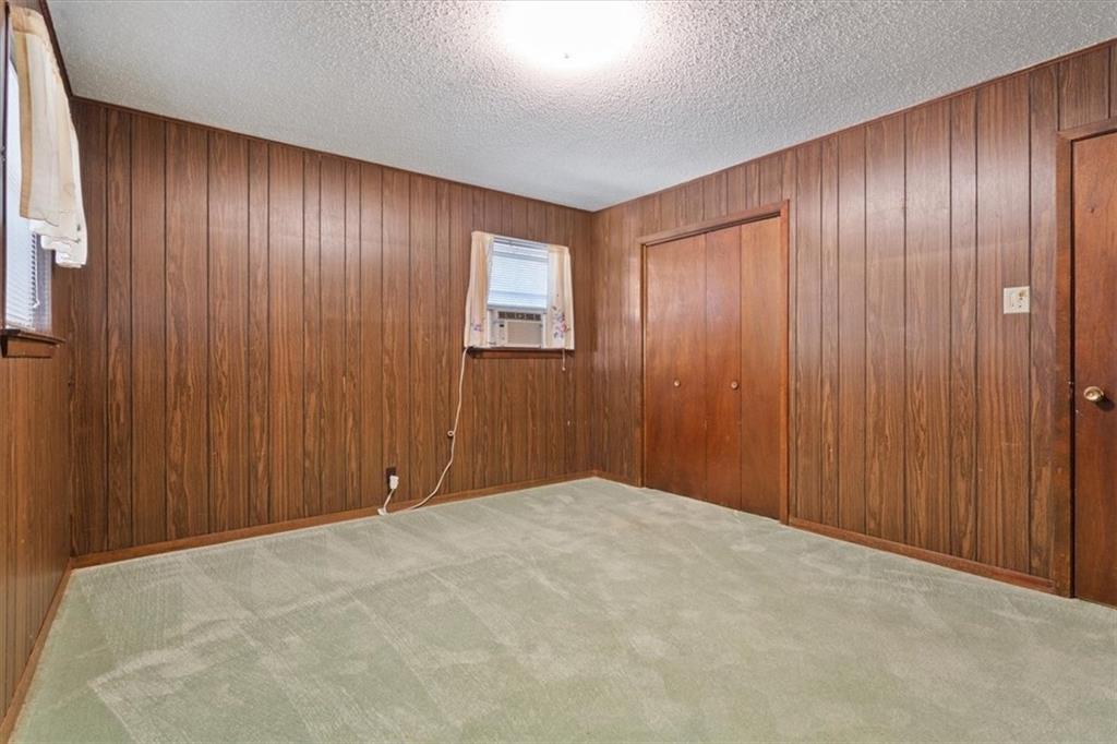 Moore Lewis - Residential