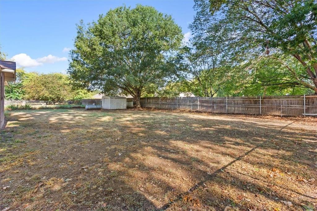 Moore Lewis - Residential