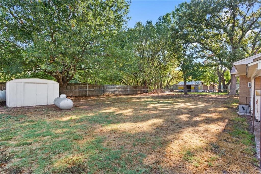 Moore Lewis - Residential