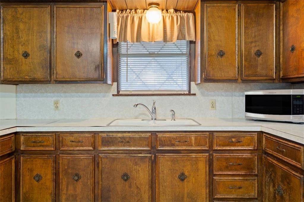 Moore Lewis - Residential