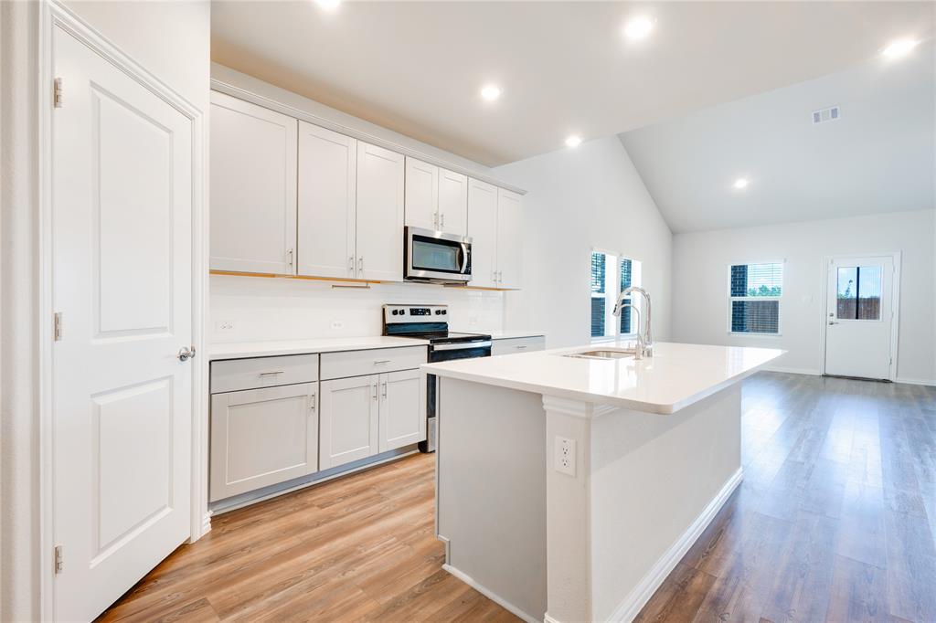 407 Quarry Street