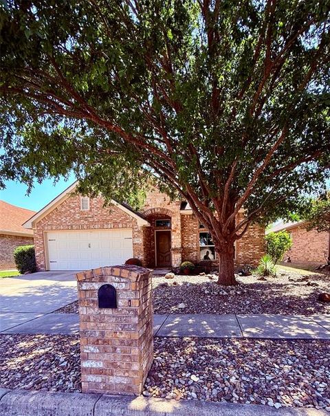 1321 Lauren Lane Granbury TX 76048