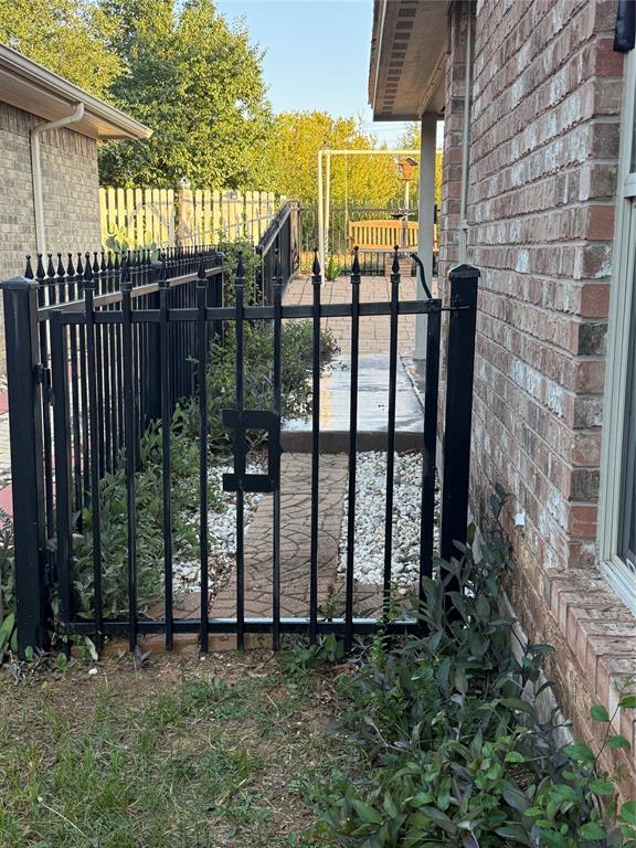 Lake Forest - Residential