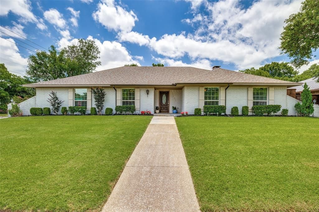 Photo of 1600 Ports O Call Drive, Plano, TX 75075 (MLS # 21304653)
