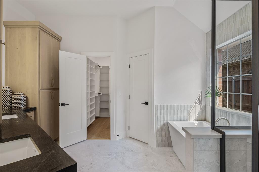 Eagle Creek - Residential