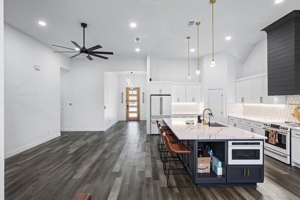 Willow Lake Unit 1 - Residential