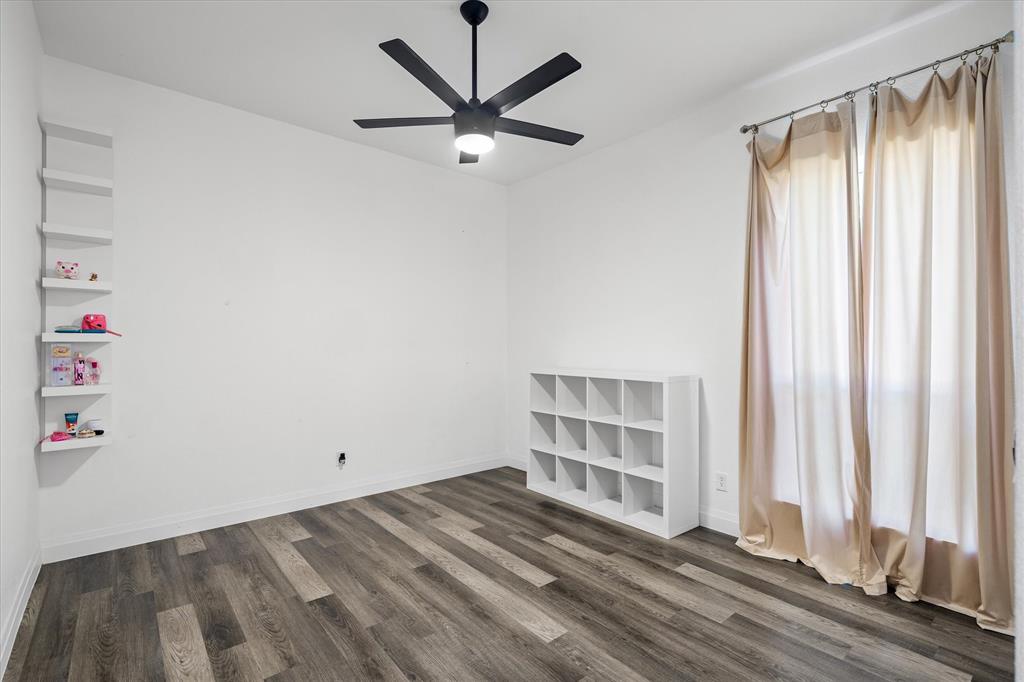 Willow Lake Unit 1 - Residential