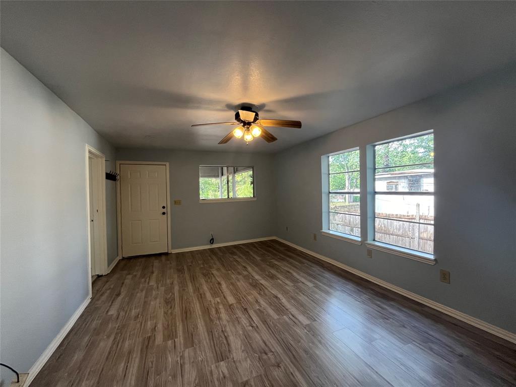 Photo 16 of 18 of 3157 Cedar Bend mobile home