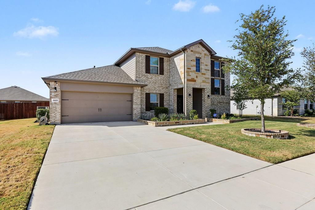 1221 Boulder Drive