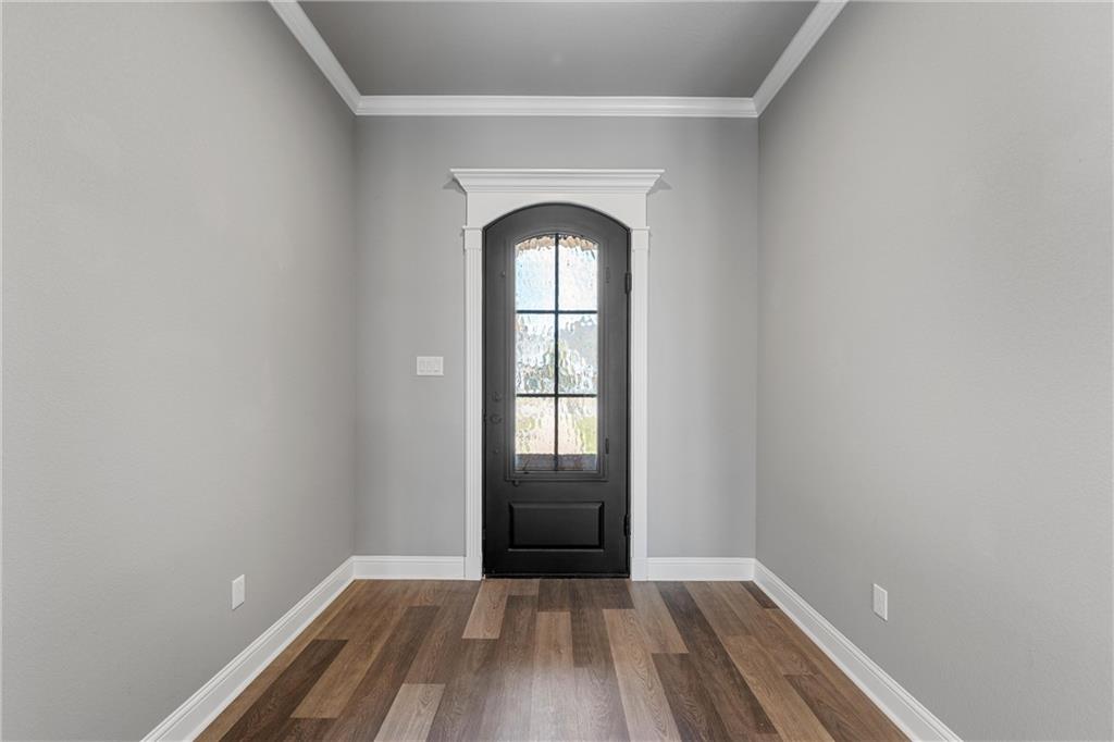 212 Fox Run Lane