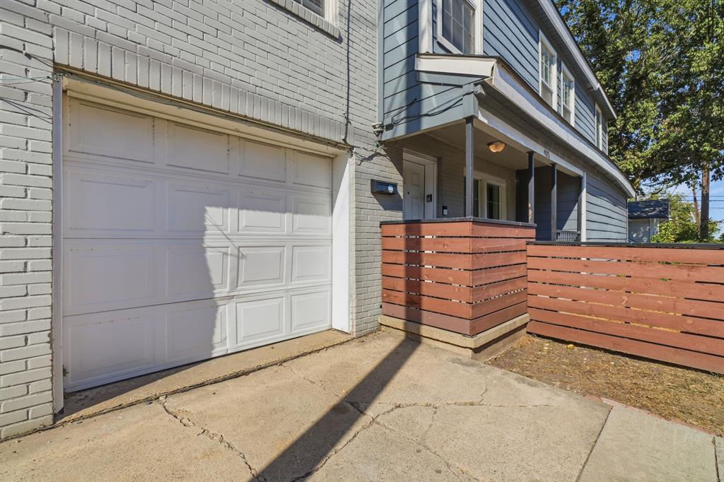 403 E Standifer Street