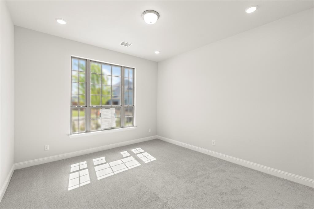 1531 Fairmont