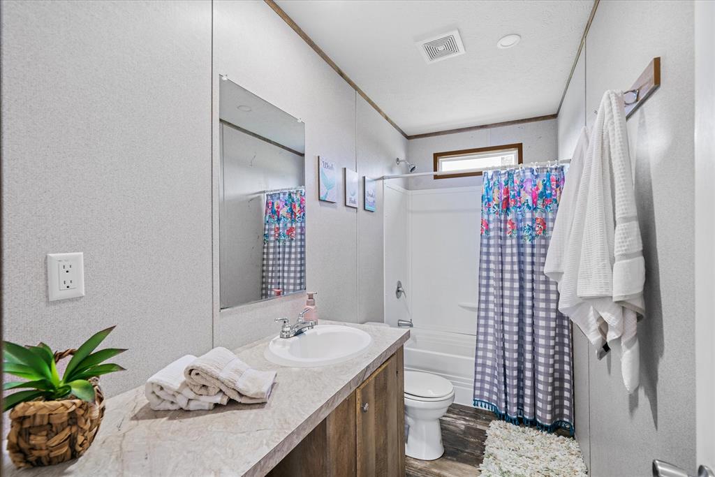 J Allison Tract 8 - Residential