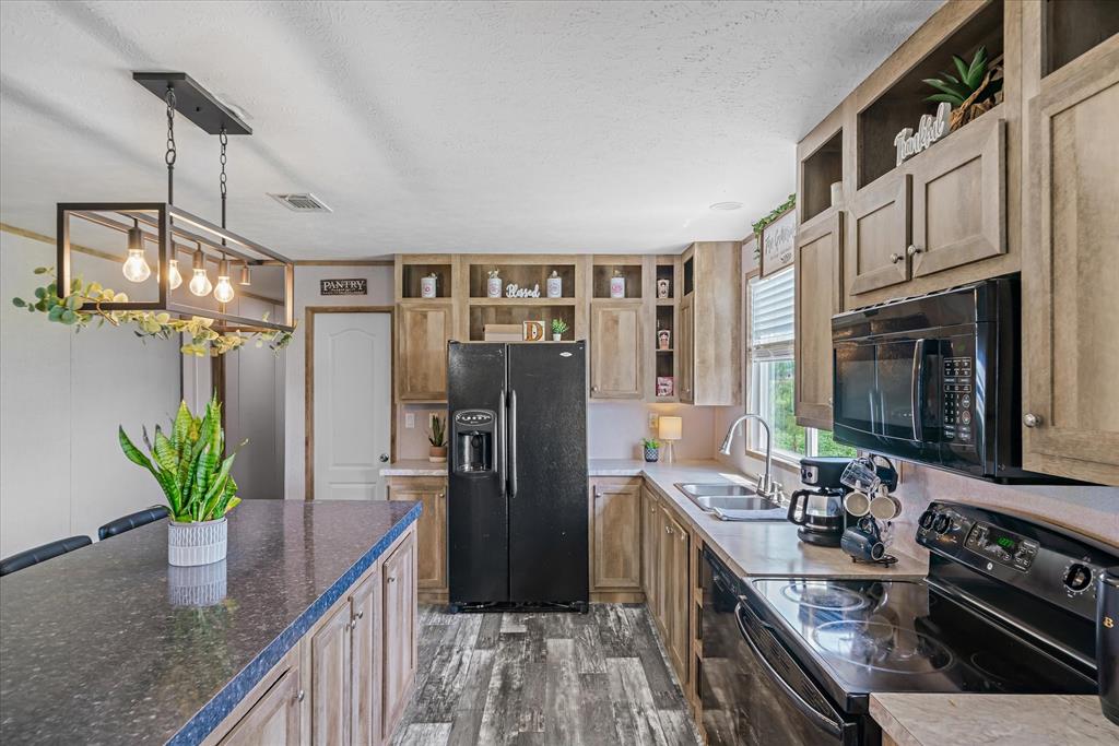 J Allison Tract 8 - Residential