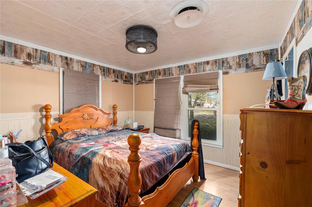 Clow 2 Farm Add Town Coleman - Residential