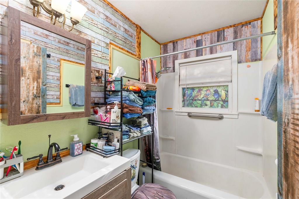 Clow 2 Farm Add Town Coleman - Residential