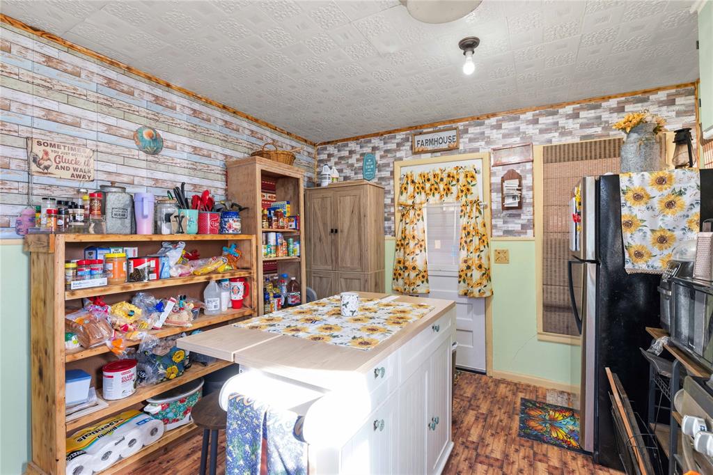 Clow 2 Farm Add Town Coleman - Residential