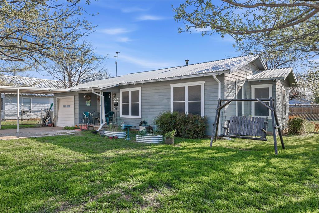 Clow 2 Farm Add Town Coleman - Residential