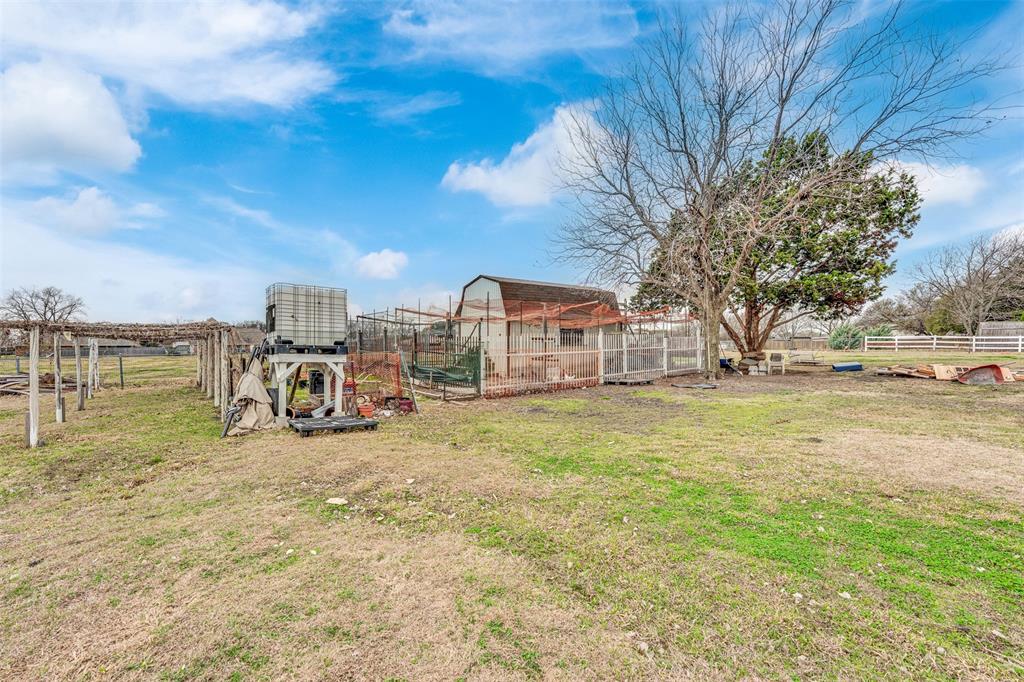 2104 Ponderosa Trail