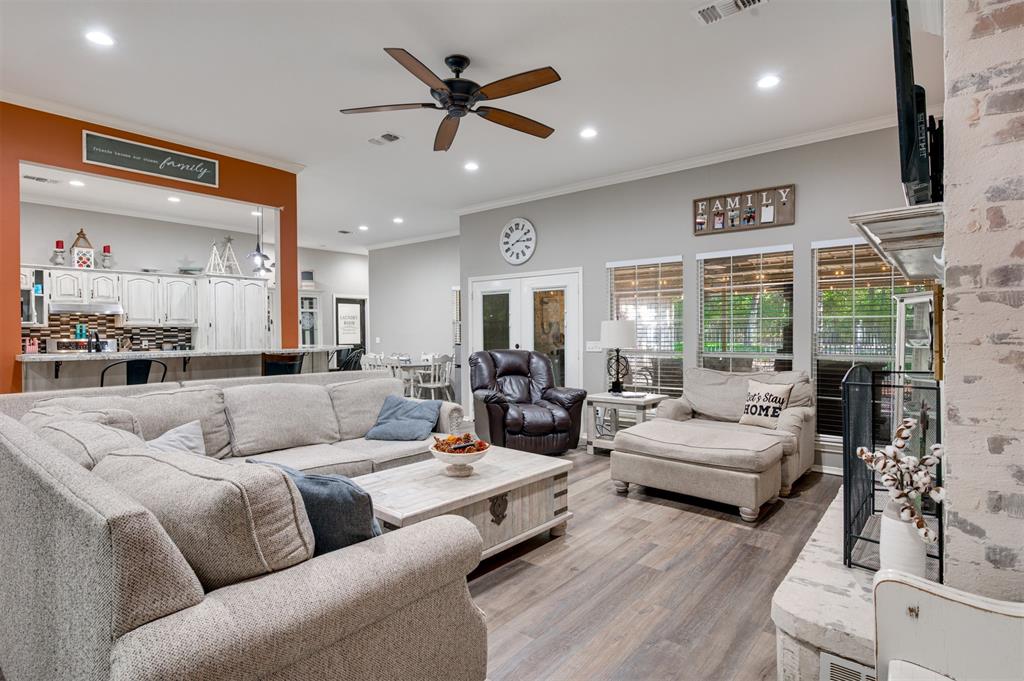 Twin Lakes - Residential